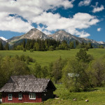 Pohlad na hrebeň Belianskych Tatier zo Ždiaru Zdroj: http://www.panoramio.com/photo/36634712 Foto: p. Kasanický